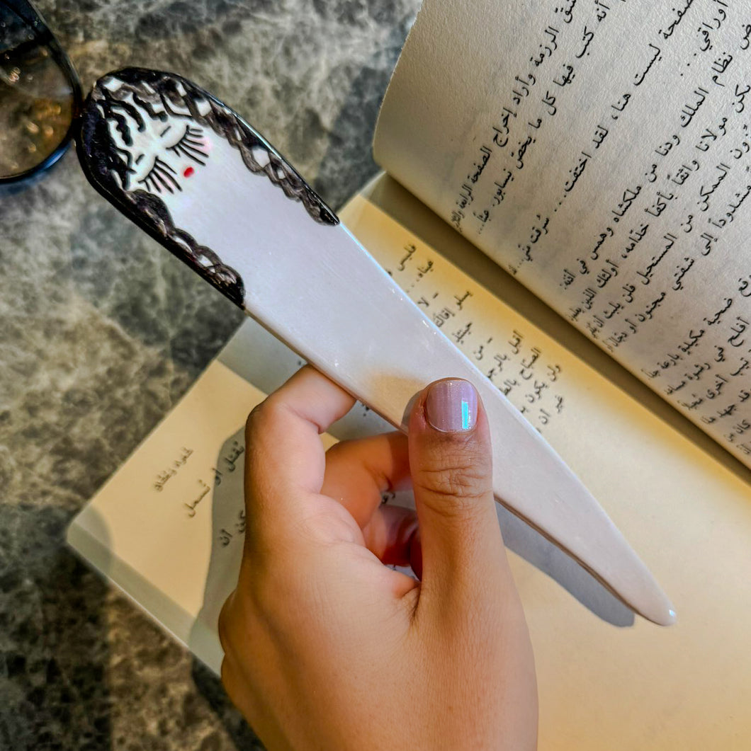 BOOKMARK